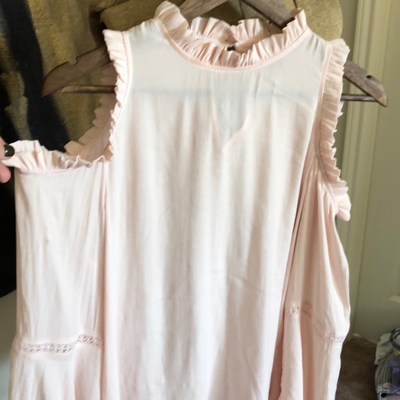 Top - Picture 2 of 2